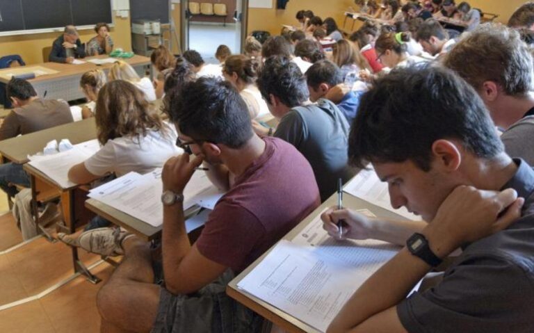 CENSIS, FORMAZIONE: "CRESCE L'EMIGRAZIONE STUDENTESCA DAL SUD AL CENTRO-NORD"