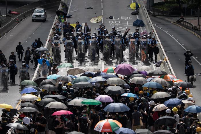 HONG KONG, NUOVA GIORNATA DI PROTESTE