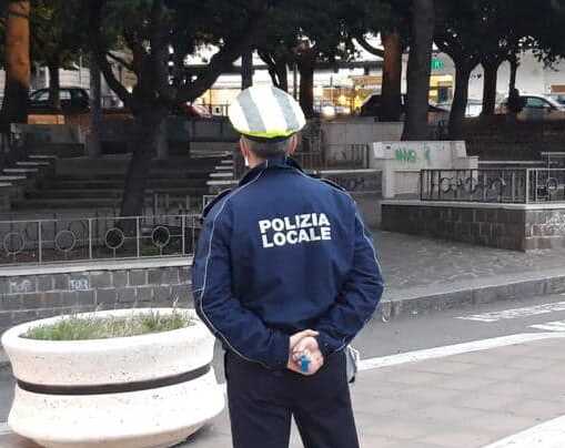 Il Comune di Crotone revoca il concorso di agente di Polizia Locale per la copertura di 15 posti