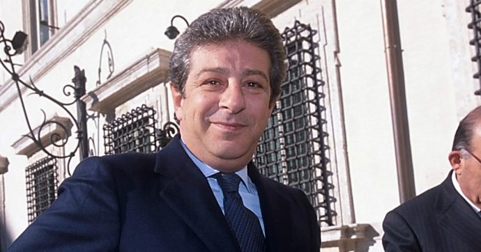 ‘Ndrangheta: annullato obbligo dimora ex senatore Pittelli