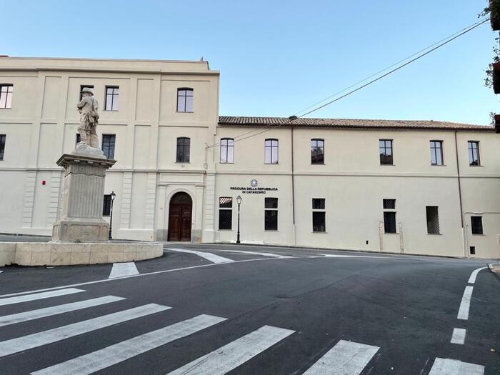 Giochi: sequestro insegne Stanleybet Malta in tutta Italia, il provvedimento riguarda migliaia di agenzie