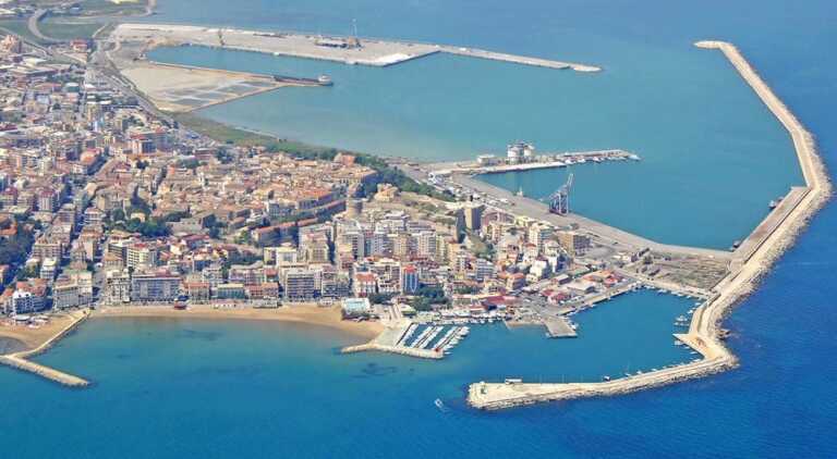 Riqualificazione area portuale Crotone, stanziati oltre dieci milioni di euro