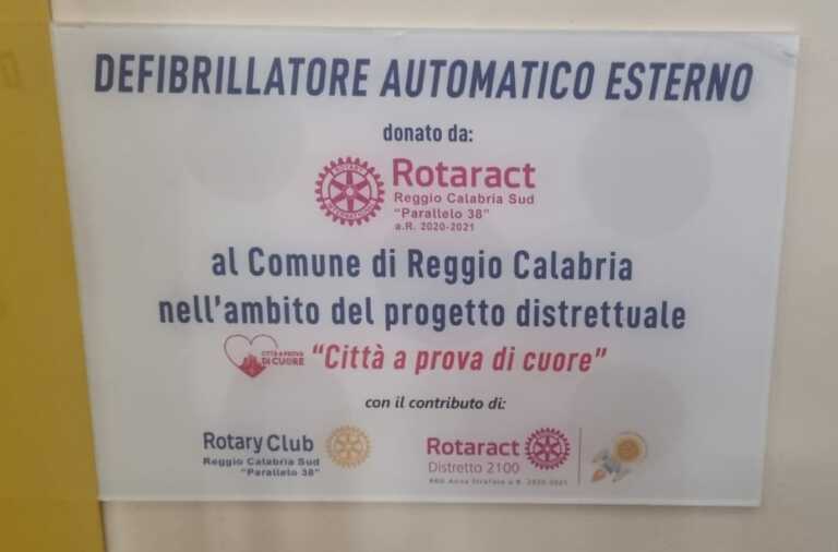 Reggio Calabria, grazie al Rotaract Reggio Calabria Sud “parallelo 38” la cardioprotezione arriva anche a Palazzo San Giorgio e all’ufficio Anagrafe