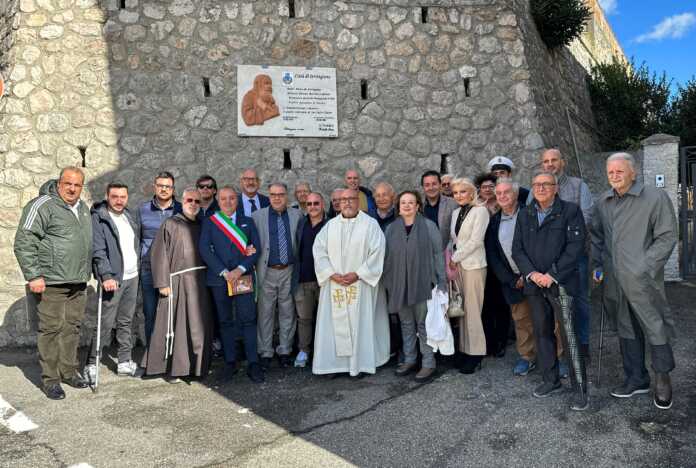 7d27a17a-9496-4b0a-8f7e-7a5e3ab996ed