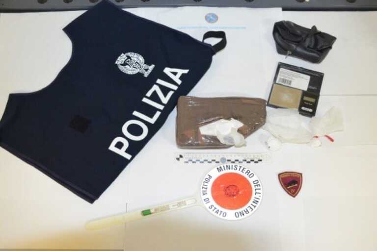 Polizia sequestra un chilo di cocaina a Crotone, 2 arresti