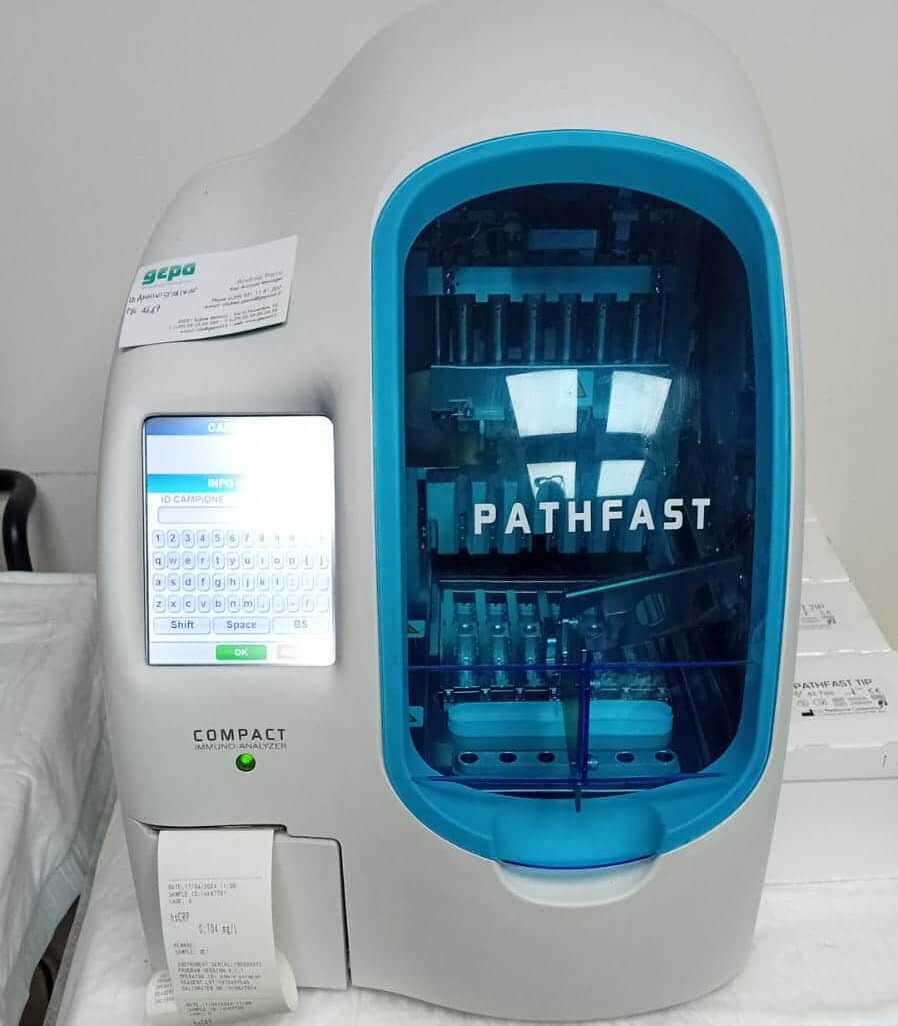 Sanità: nuova apparecchiatura al Pronto Soccorso di Polistena per velocizzare la diagnostica, l’immunoanalizzatore Pathfast